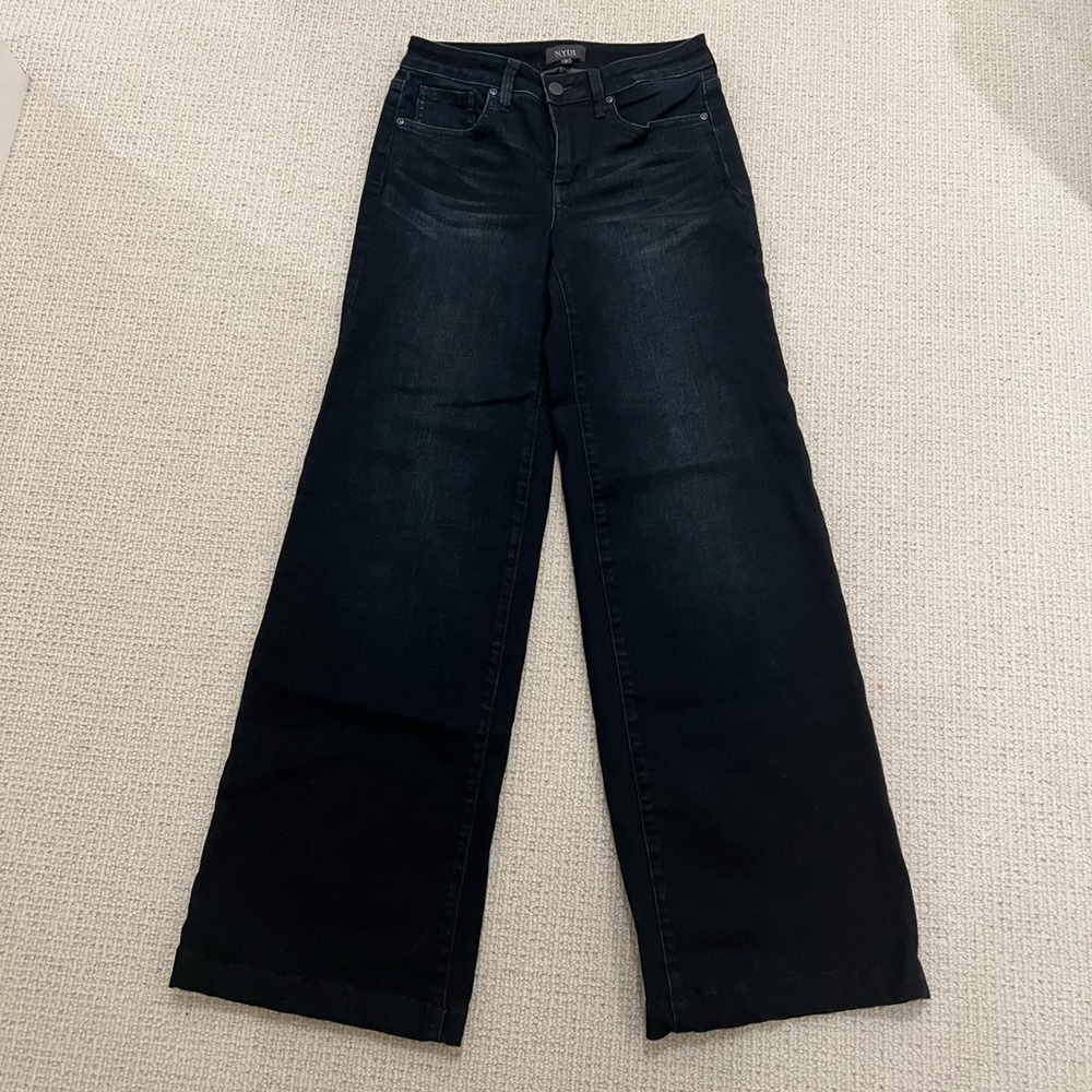 Nydj dark denim wide leg mid waist denim size 0